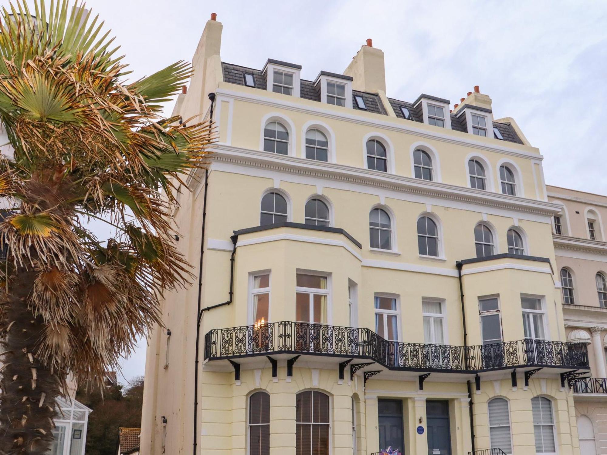 Appartamento The Old Spy Headquarters Folkestone Esterno foto